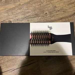 Lange 2n1 volumizing brush dryer